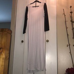 Faux leather sleeves, high split t-shirt dress!